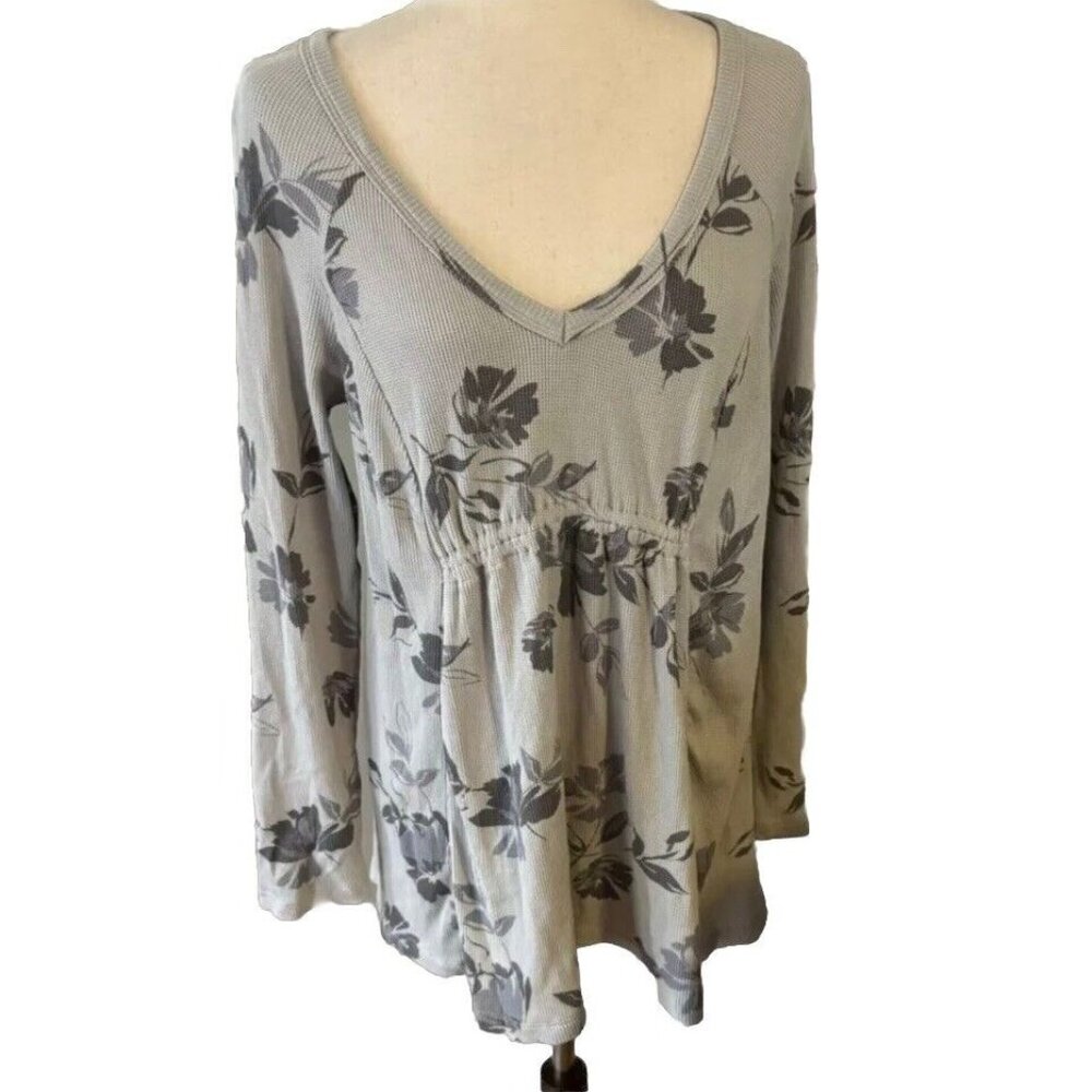 INGRID & ISABABEL MATERNITY TOP - Small- GRAY - MSRP $23 - NWT